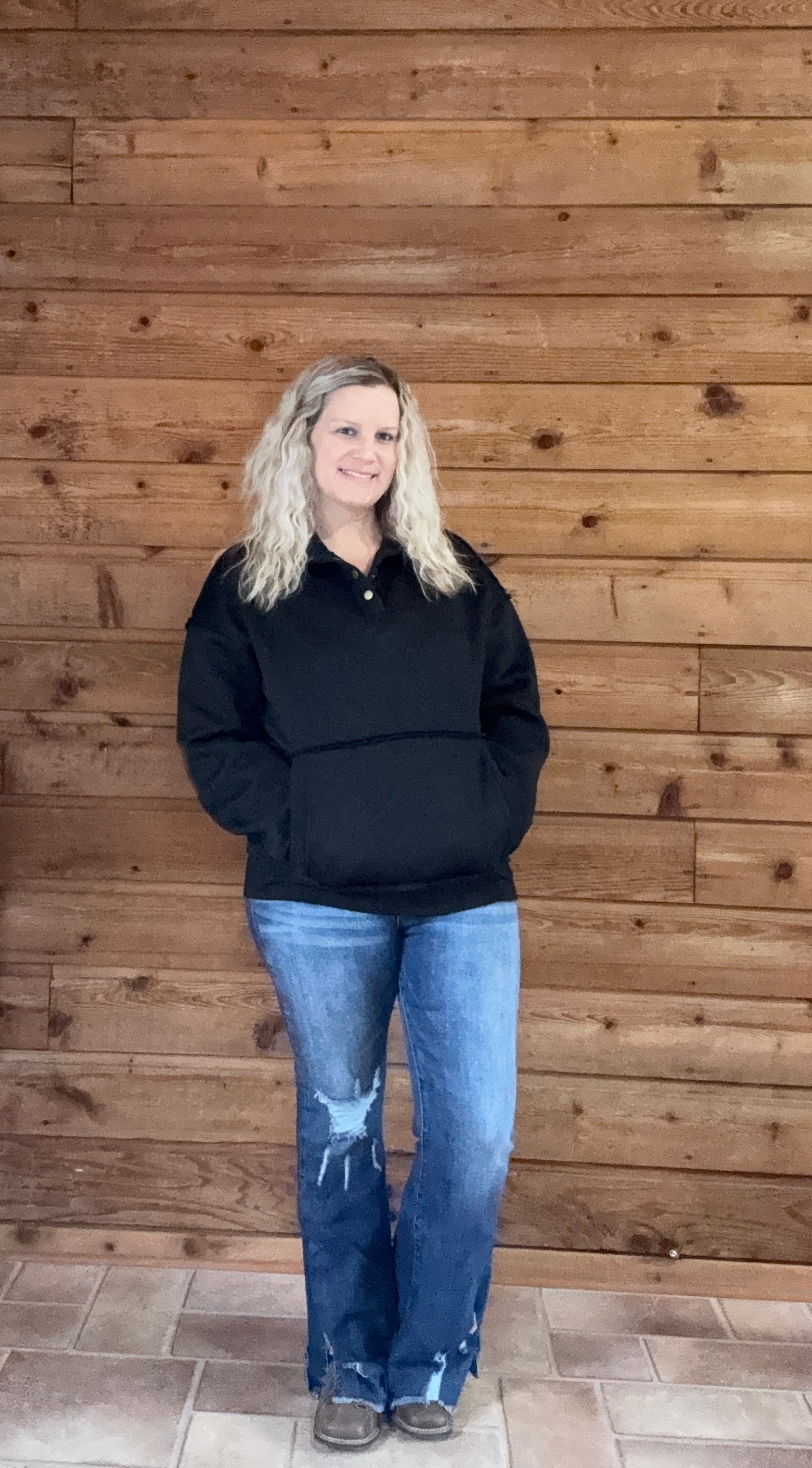 Button Sweatshirt - Black