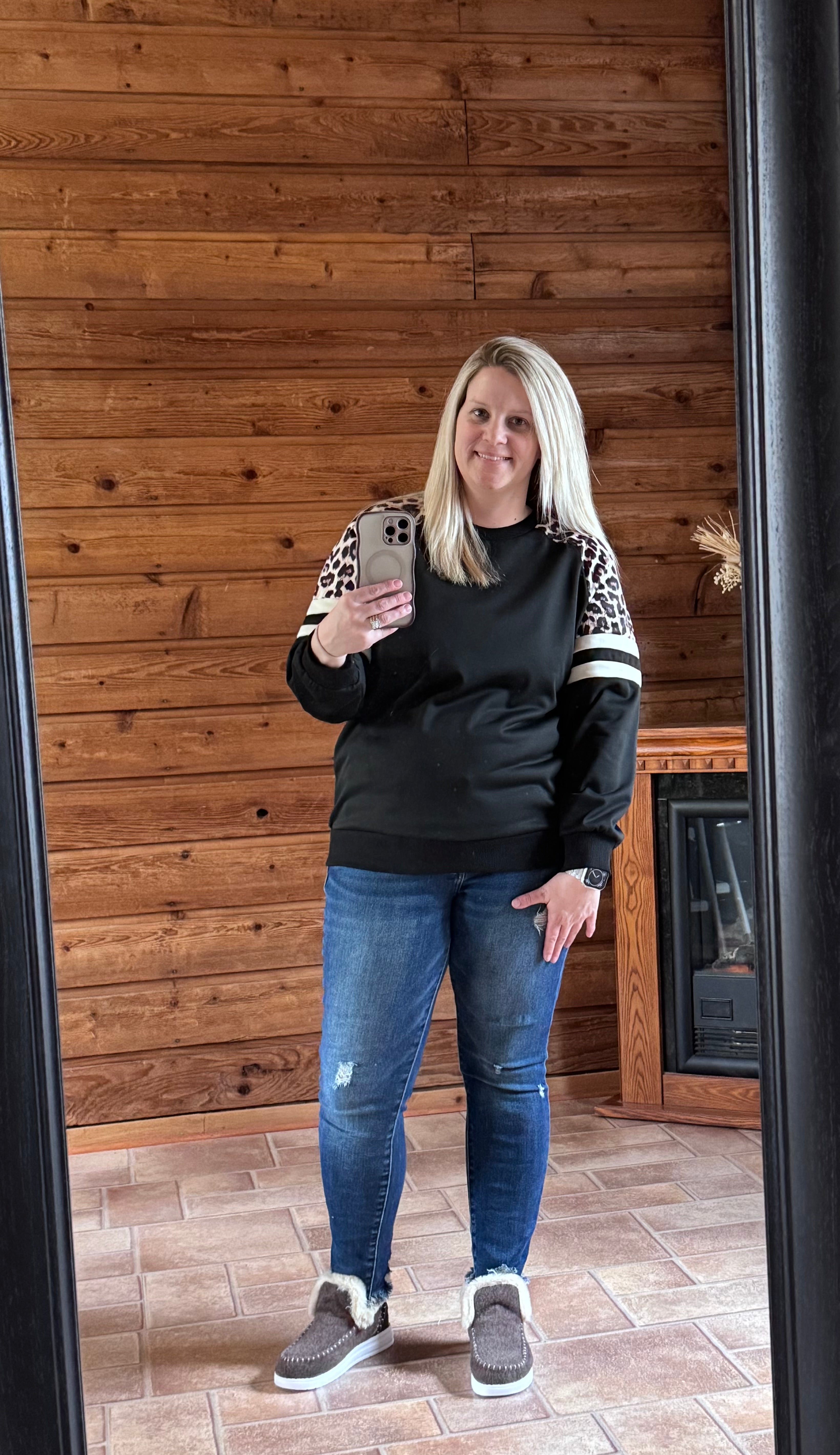 Black/cream Leopard Crew